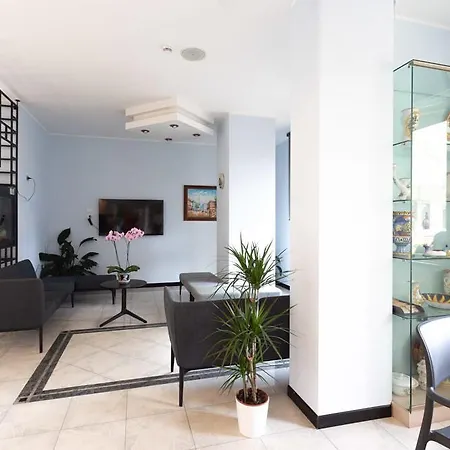 ホテル Abruzzo 3*