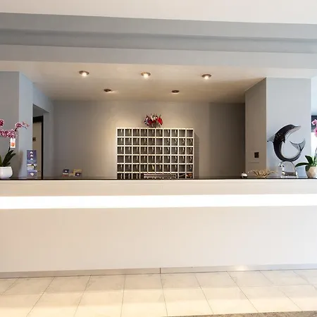 ホテル Abruzzo 3*